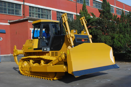 Bulldozer sur chenilles YD230