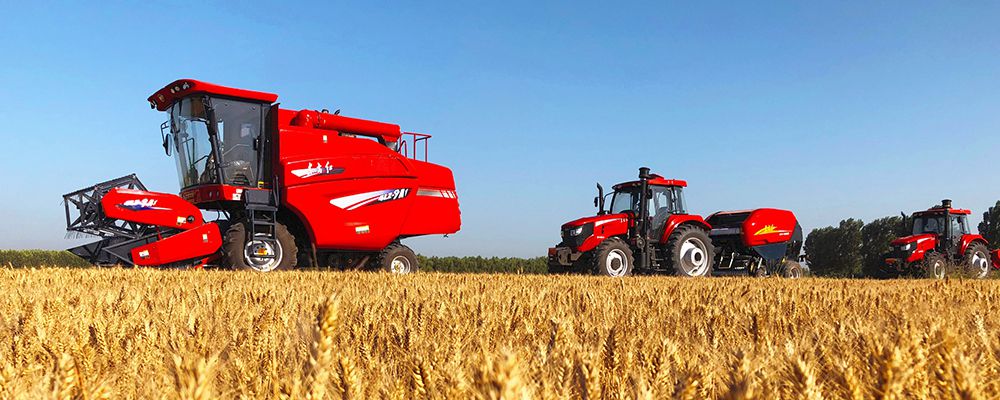 Tracteurs YTO en service à l'extérieur