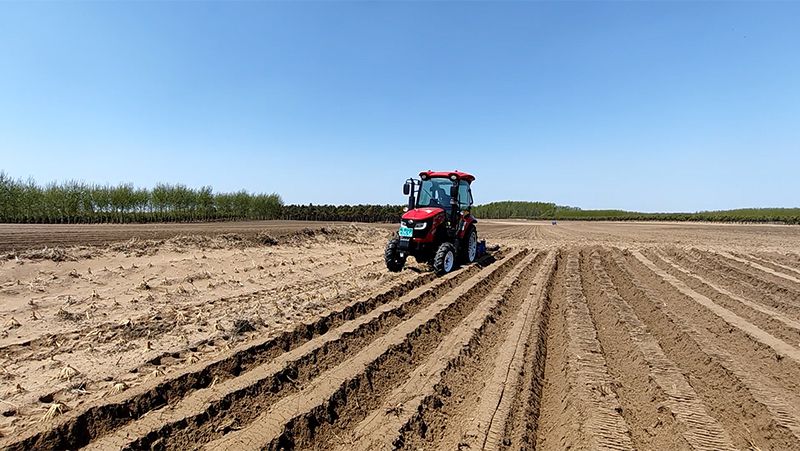 Tracteur ME504-5 avec cabine nouvellement conçue